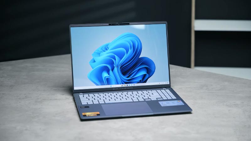 Asus Vivobook S 16 OLED thiết kế hiện đại, thanh lịch Asus Vivobook S 16 OLED có thiết kế hiện đại