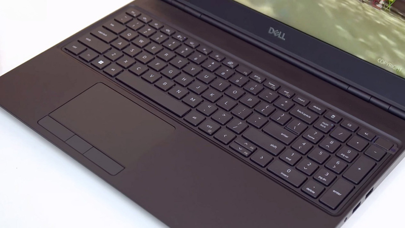 Bàn phím độ nảy cao gõ êm cùng đèn chiếu sáng giúp thoải mái khi sử dụng ban đêm Bàn phím độ nảy cao gõ êm cùng đèn chiếu sáng giúp thoải mái khi sử dụng ban đêm