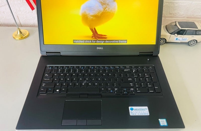 Bàn phím thoải mái, touchpad nhạy giúp người dùng thao tác dễ dàng Bàn phím rộng rãi, thao tác chính xác, touchpad nhỏ nhưng mượt mà