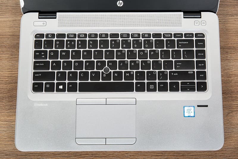 Laptop sử dụng bàn phím dạng Chiclet