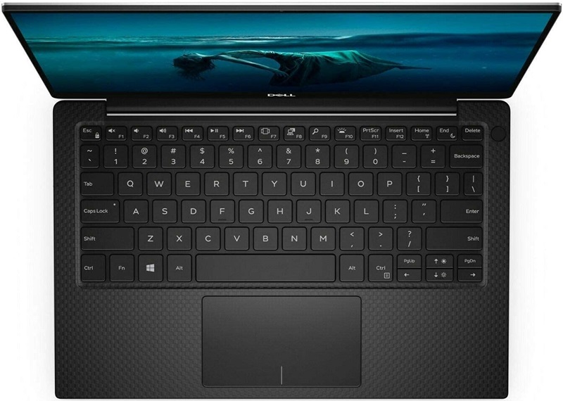 Máy có thiết kế bàn phím thông minh, keycap dày, hành trình phím tốt