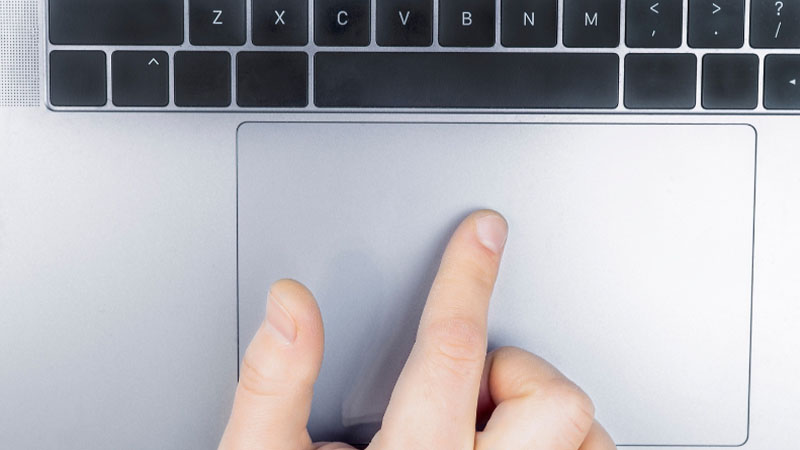 Touchpad được tích hợp sẵn trên laptop