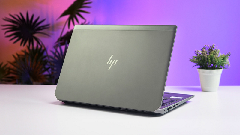 Máy có nhiều cổng kết nối hiện đại, truyền dữ liệu nhanh chóng