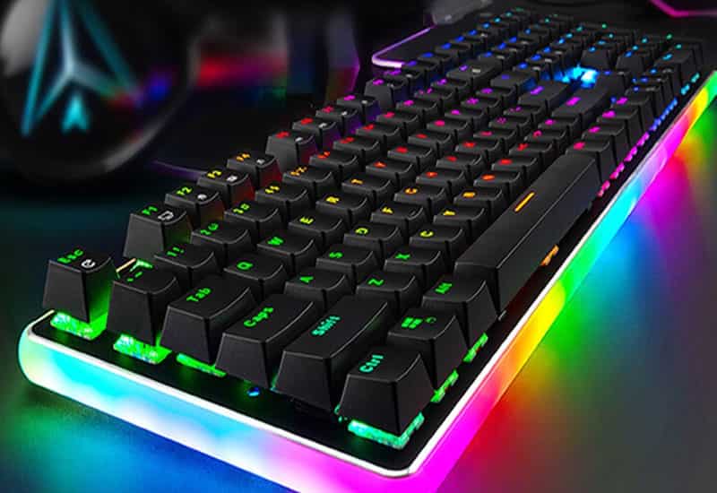 Đèn bàn phím RGB hiển thị nhiều màu và hiệu ứng đa dạng Đèn bàn phím đơn sắc chỉ hiển thị một màu cố định