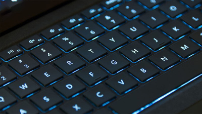 Hướng dẫn cách bật đèn bàn phím laptop MSI chi tiết