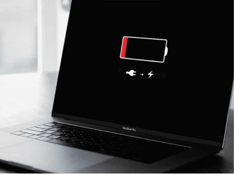 Pin báo sai tình trạng do cảm biến đo điện năng bị lệch Cảm biến pin hoạt động sai, hiển thị mức năng lượng không chính xác