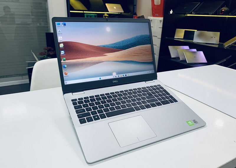 Card đồ họa NVIDIA MX230 (2GB) cho hình ảnh sắc nét, sống động Dell Inspiron 5593 dùng chip i5 thế hệ 10, hiệu suất mượt mà