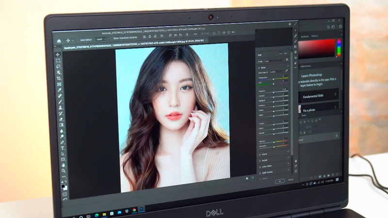 Laptop cấu hình Intel Core i7 11800H cùng card rời giúp xử lý tác vụ nặng mượt Laptop cấu hình Intel Core i7 11800H cùng card rời giúp xử lý tác vụ nặng mượt