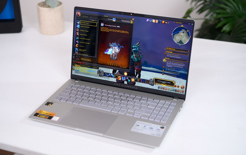 Vivobook tích hợp công nghệ SonicMaster, tái tạo âm thanh sống động và chi tiết