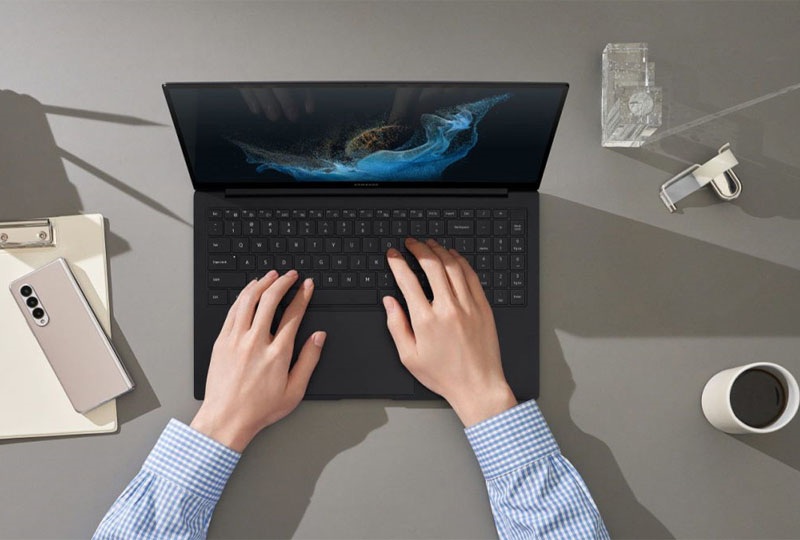 Laptop phù hợp học tập văn phòng