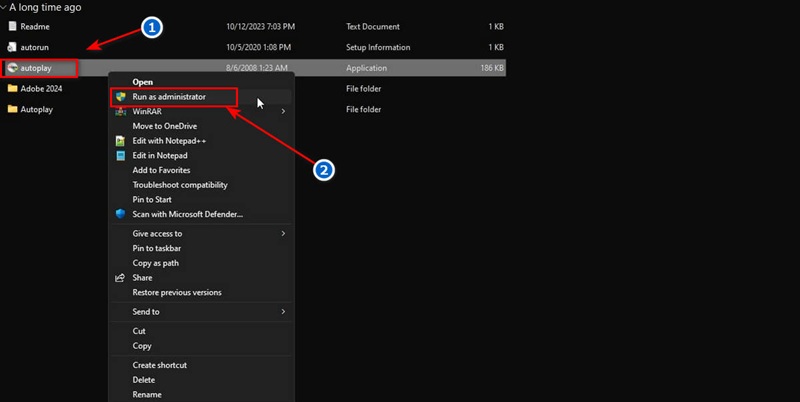 Click chuột phải vào Autoplay.exe và chọn Run as administrator