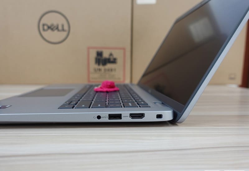 Cổng kết nối được trang bị đầy đủ