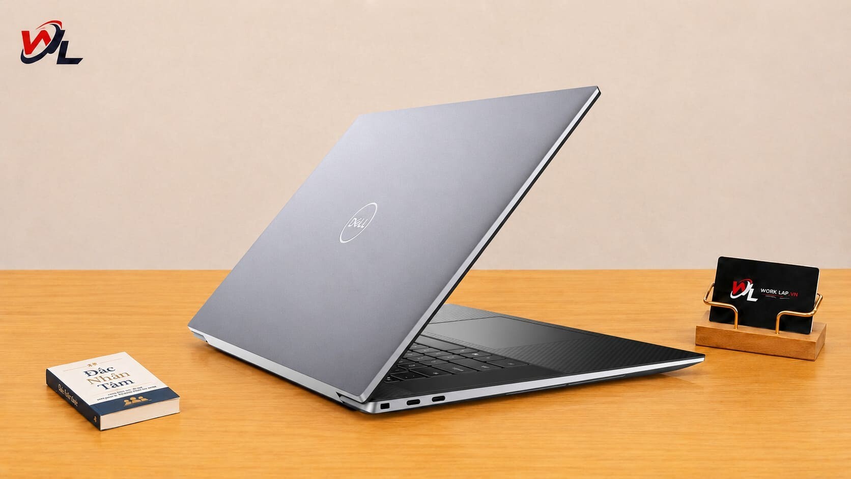Đa dạng các cổng kết nối được sắp xếp khoa học Đa dạng các cổng kết nối được trang bị
