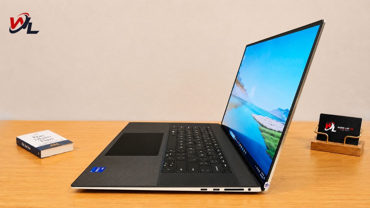 Dell Precision 5760 được trang bị đầy đủ các loại cổng kết nối Máy cung cấp đa dạng các loại cổng kết nối