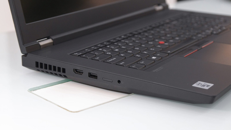 Đầy đủ cổng kết nối