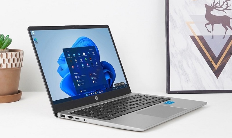 Laptop dưới 10 triệu thường có thiết kế gọn nhẹ, dễ dàng mang theo bên mình