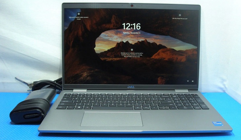 Chiếc máy trạm này đáp ứng nhu cầu phần mềm hiệu năng cao