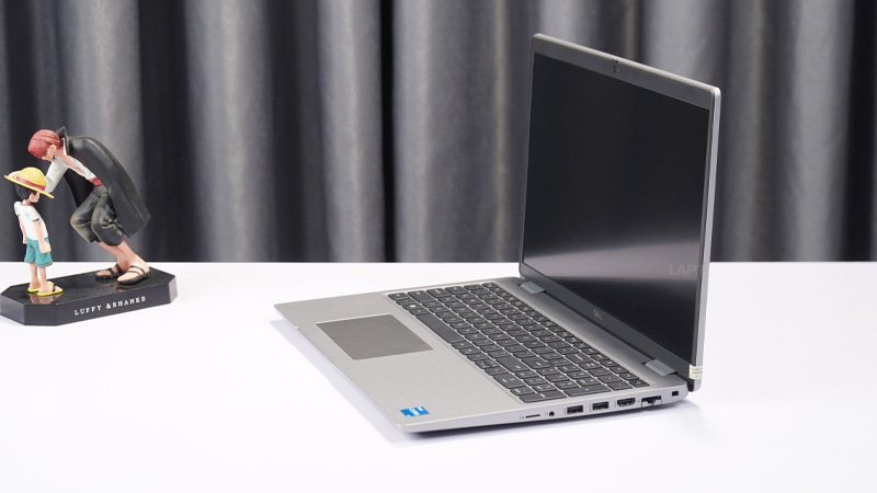 Dell Latitude 5530 có cấu hình mạnh Dell Latitude 5530 có thiết kế cao cấp