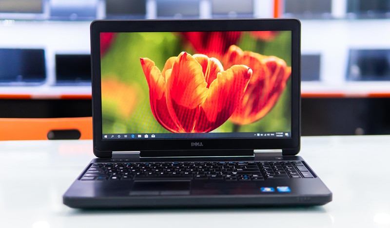 Dell Latitude 5540, laptop bền bỉ, màn 15.6 inch FHD, thiết kế vỏ carbon