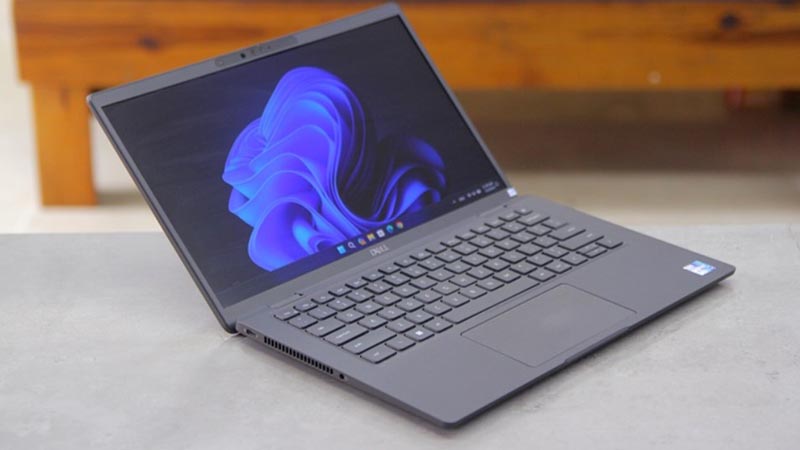 Dell Latitude 7430 được thiết kế mỏng nhẹ Dell Latitude 7430 là laptop dưới 15 triệu thiết kế mỏng nhẹ