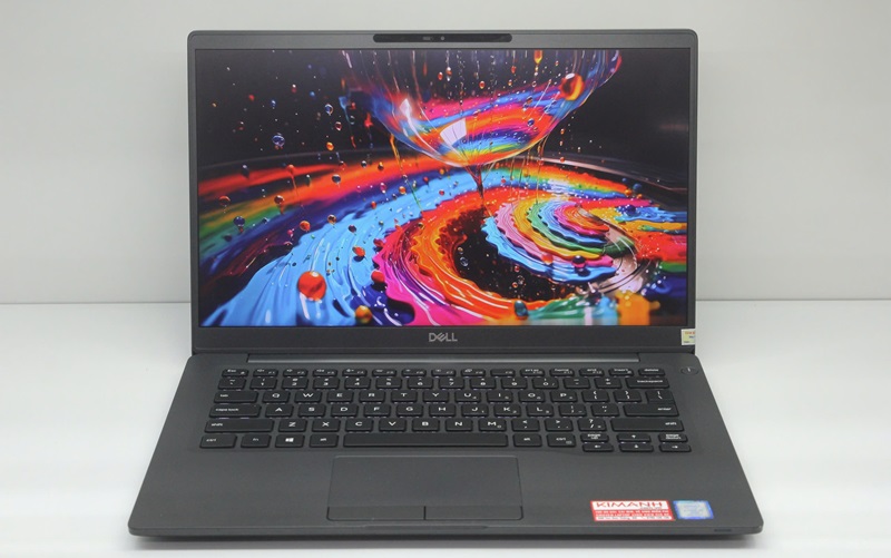 Dell Latitude 7430 thiết kế kim loại sang trọng, chắc chắn