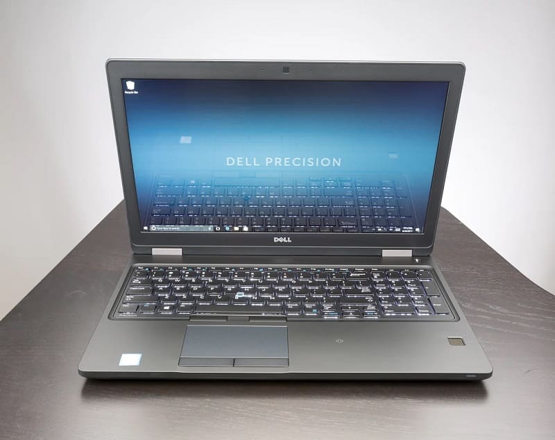 Laptop Dell thiết kế đẹp, hiệu năng ổn định
