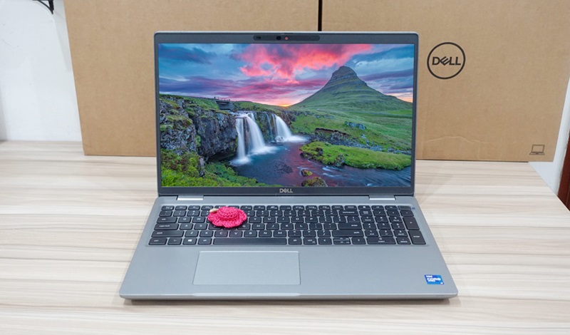 Dell Precision 3561 là laptop dưới 20 triệu mạnh mẽ, bền bỉ