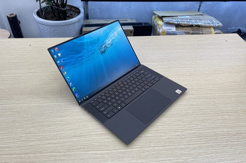 Dòng máy DellPrecision 5000 được người dùng ưa chuộng Dòng máy DellPrecision 5000 được đánh giá cao