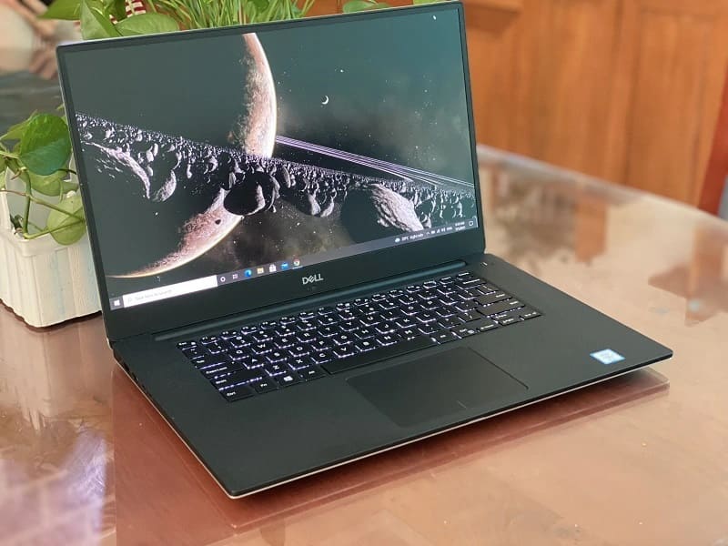 Laptop Dell là sản phẩm phù hợp với dân thiết kế