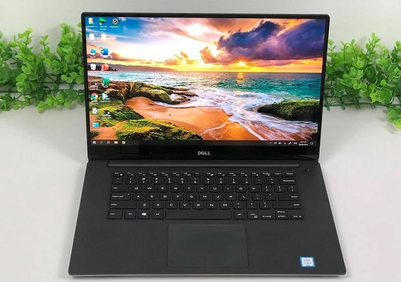 Laptop đồ họa Dell 5520, chip Intel i7, card Quadro M1200, tối ưu cho công việc linh hoạt Dell Precision 5520: Laptop đồ họa mỏng nhẹ, hiệu năng mạnh với Core i7 và Quadro M1200