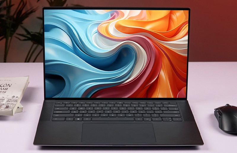 Dell Precision 5550 i7 là laptop mỏng nhẹ, mạnh mẽ cho sinh viên CNTT