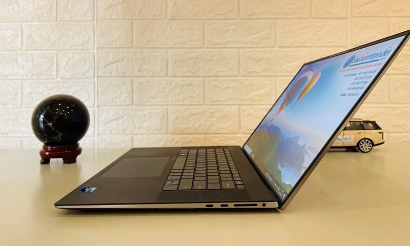 Dell Precision 5760 là laptop đồ họa cao cấp dưới 30 triệu với thiết kế sang trọng