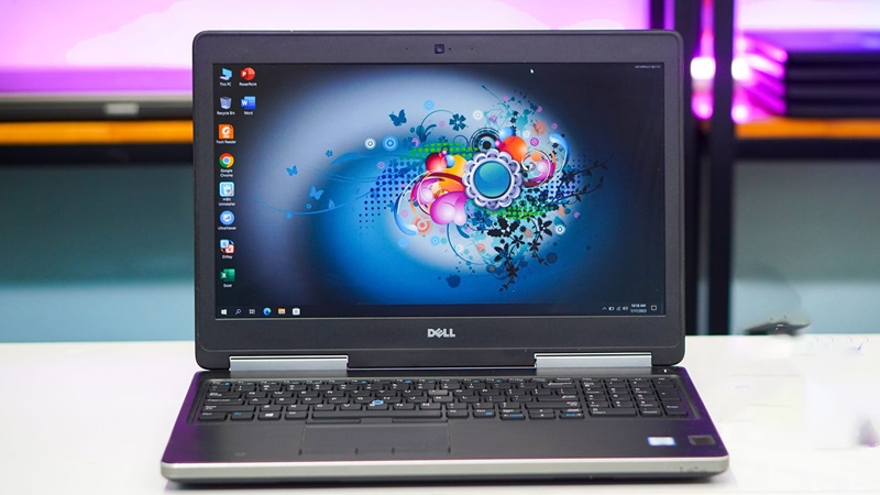 Máy mạnh mẽ, bền bỉ, lý tưởng cho đồ họa chuyên nghiệp