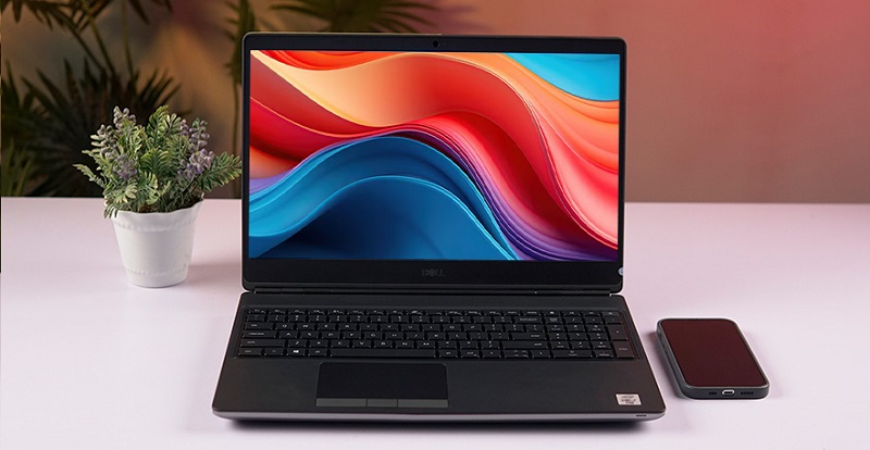 Dell Precision 7550 Màn hình 15.6 inch sắc nét, RAM 32GB, lý tưởng cho đồ họa và kỹ thuật Laptop đồ họa mạnh mẽ với thiết kế sang trọng và bền bỉ