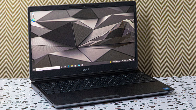 Dell Precision 7560 có thiết kế chắc chắn, sang trọng
