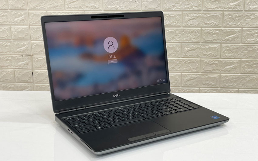 Chip Intel Core i7 11850H, RAM 32GB và SSD 1TB mang lại hiệu suất vượt trội