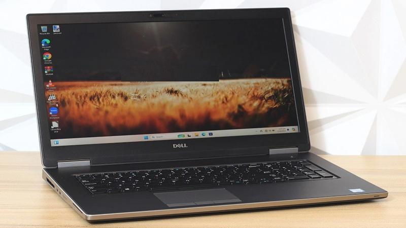 Dell Precision 7740 được thiết kế mỏng nhẹ, hiệu suất ổn định Dell Precision 7740 có cấu hình mạnh mẽ