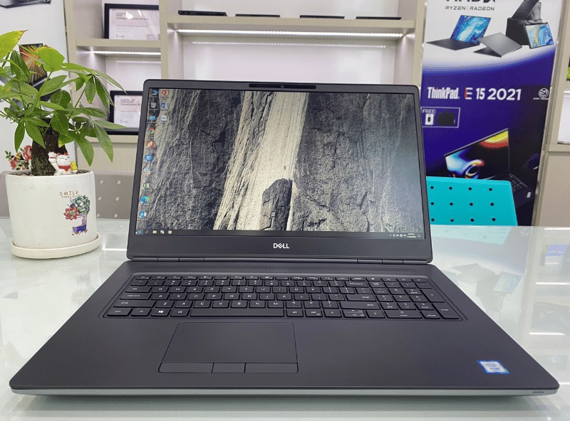 Dell Precision 7750 với thiết kế sang trọng, phù hợp cho kỹ thuật và đồ họa