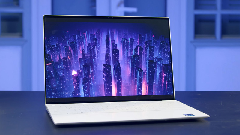 Dell XPS 9320 Plus được thiết kế cao cấp, sang trọng Dell XPS 9320 Plus có thiết kế cao cấp