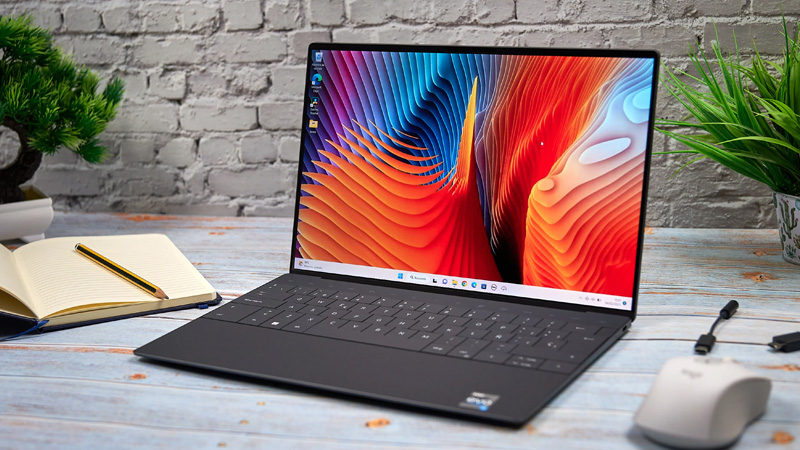 Dell XPS 9320 Plus được thiết kế đơn giản, tinh tế Dell XPS 9320 Plus có thiết kế đơn giản, tinh tế