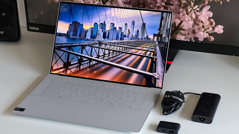 Dell XPS thiết kế mỏng nhẹ khung nhôm nguyên khối Dell XPS thiết kế mỏng nhẹ khung nhôm nguyên khối