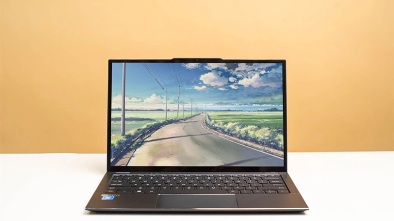 Chọn laptop giá hợp lý, dưới 10-15 triệu là đủ cho trẻ tiểu học