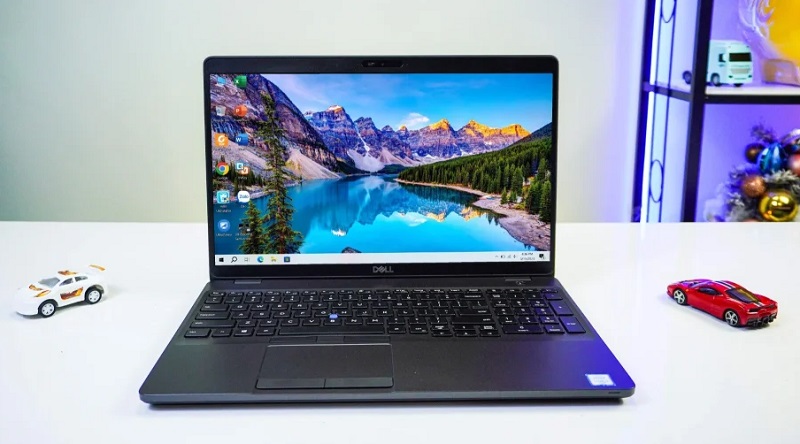 Với RAM 16GB và SSD 512GB, Dell E5500 đảm bảo đa nhiệm và khởi động nhanh, mượt mà Sở hữu chip Intel i7 8665U mạnh mẽ, xử lý mượt mọi tác vụ văn phòng