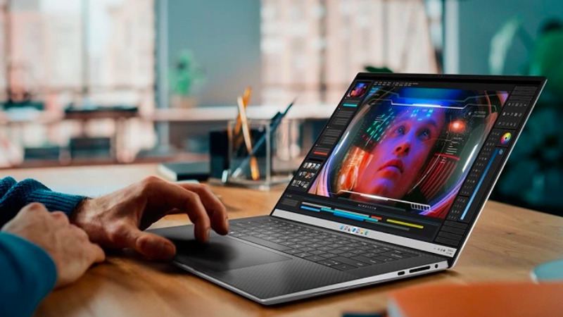 Máy được trang bị vi xử lý mạnh mẽ Intel Core i7 13700H Cấu hình mạnh mẽ