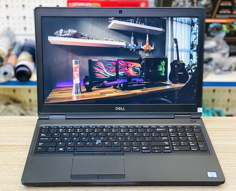 Dell Latitude 5591 với Intel i7 và Nvidia MX130 hiệu suất mạnh mẽ