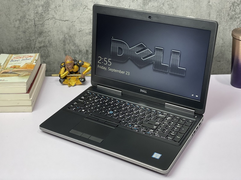 Laptop Dell Precision 7520 được trang bị CPU Intel Core i7 6820HQ, xử lý mọi tác vụ đồ họa dễ dàng