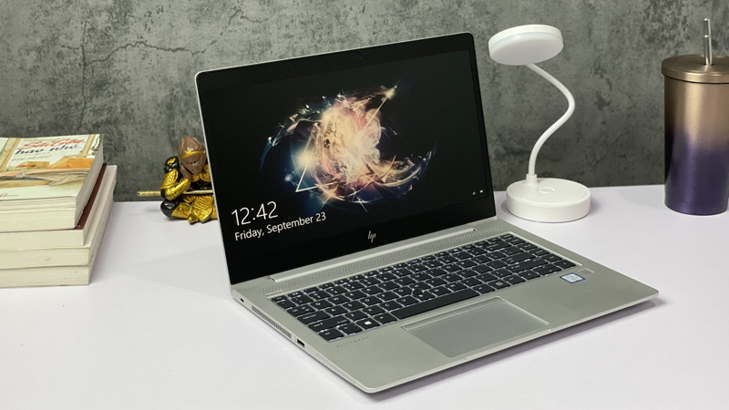 HP Elitebook 830 G6 thiết kế mỏng nhẹ