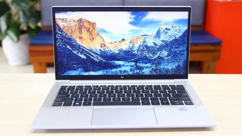 HP Elitebook 830 G7 có thiết kế gọn nhẹ HP Elitebook 830 G7 được thiết kế gọn nhẹ