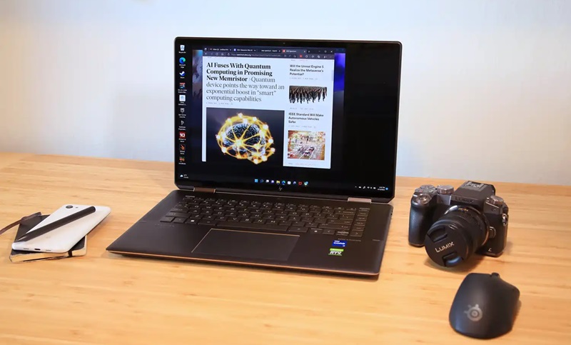 Cấu hình: Core Ultra 7, RAM 16GB, SSD 1TB, card Intel Arc Graphic HP Spectre x360 14 có thiết kế sang trọng, màn OLED 2.8K sắc nét