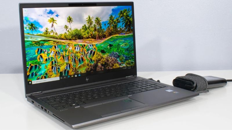 HP Zbook Fury 15 G7 có thiết kế chắc chắn  HP Zbook Fury 15 G7 có thiết kế mỏng nhẹ dành cho sinh viên cơ khí